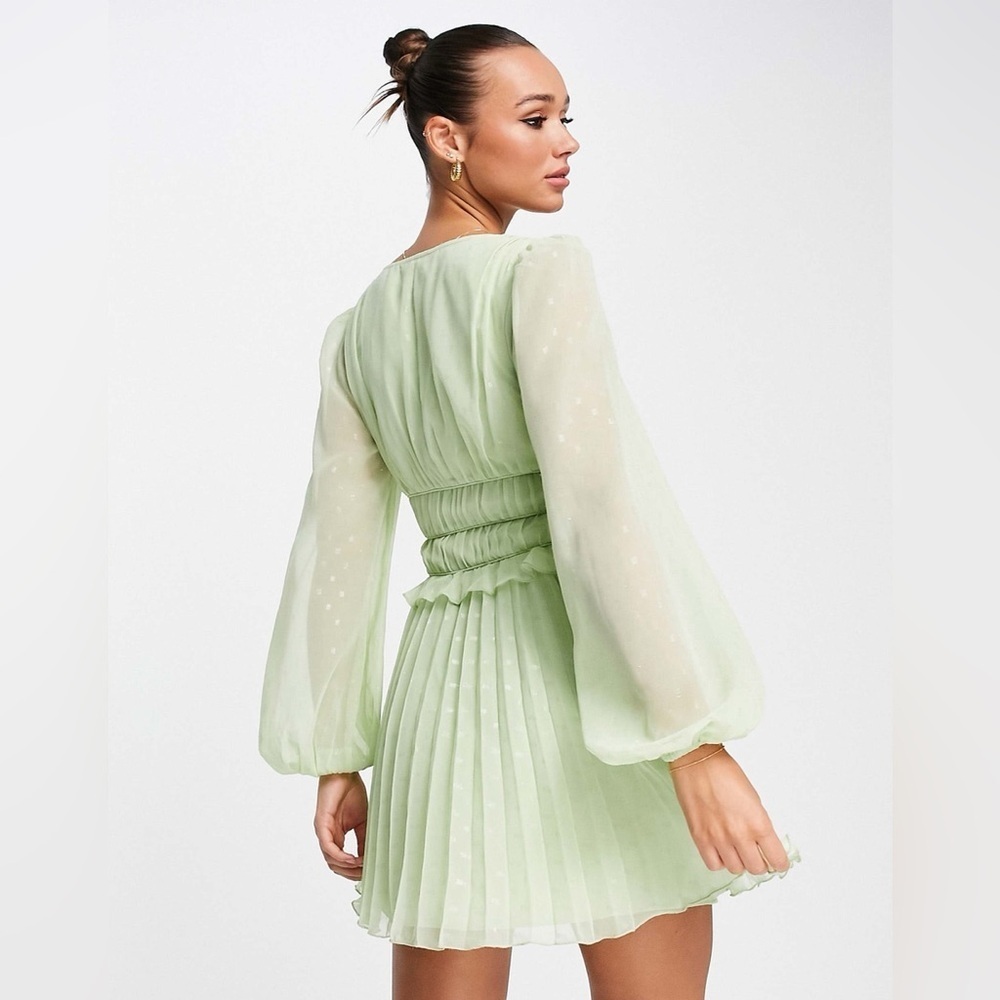 ASOS Sage Green Dobby Pleated Mini Dress Fairycore Forest Pixie Vibe NWT Size 4 - Picture 2 of 14